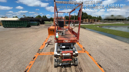 2018 Skyjack SJIII-3219 Skyjack SJIII3219 Scissor Lift w/Trojan Batteries