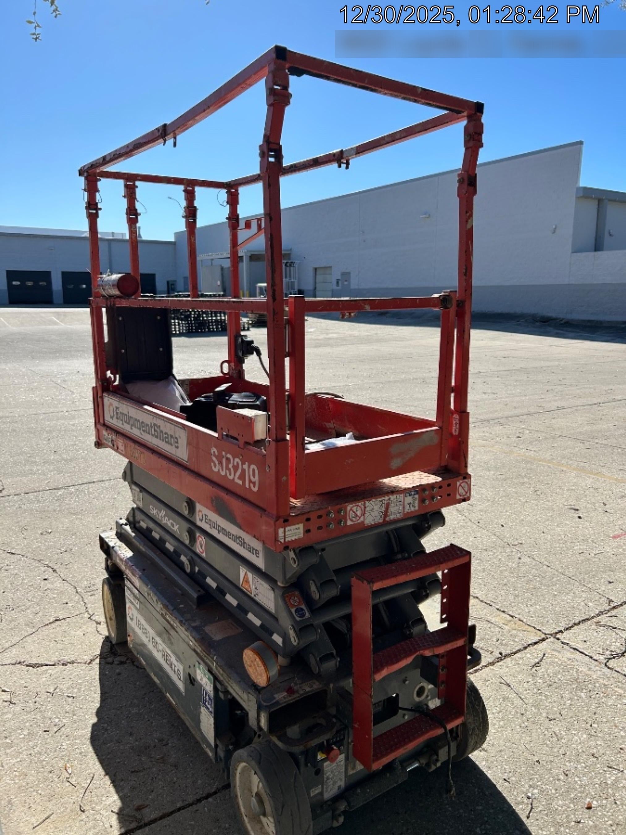 2021 SKYJACK SJ3219
