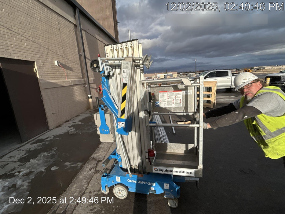 2021 GENIE AWP-30S DC