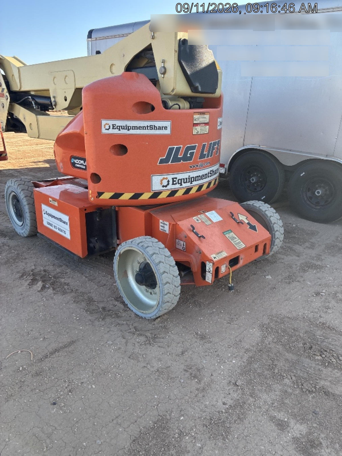 2021 JLG E400AJP Narrow