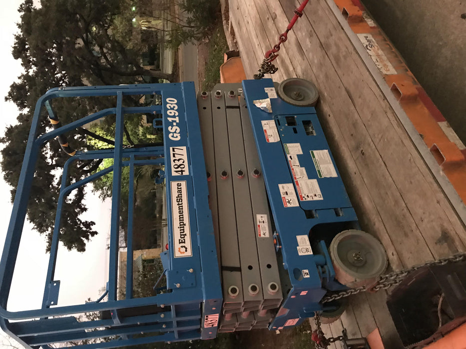 2019 Genie GS-1930 Fixed rails with chain Entry