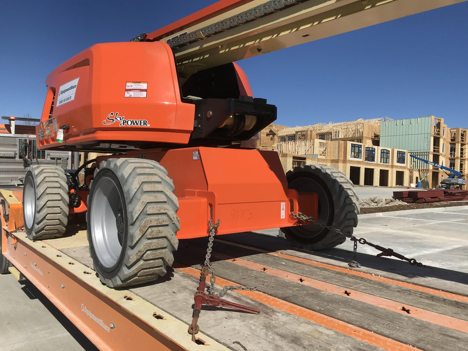 2019 JLG 660SJ
