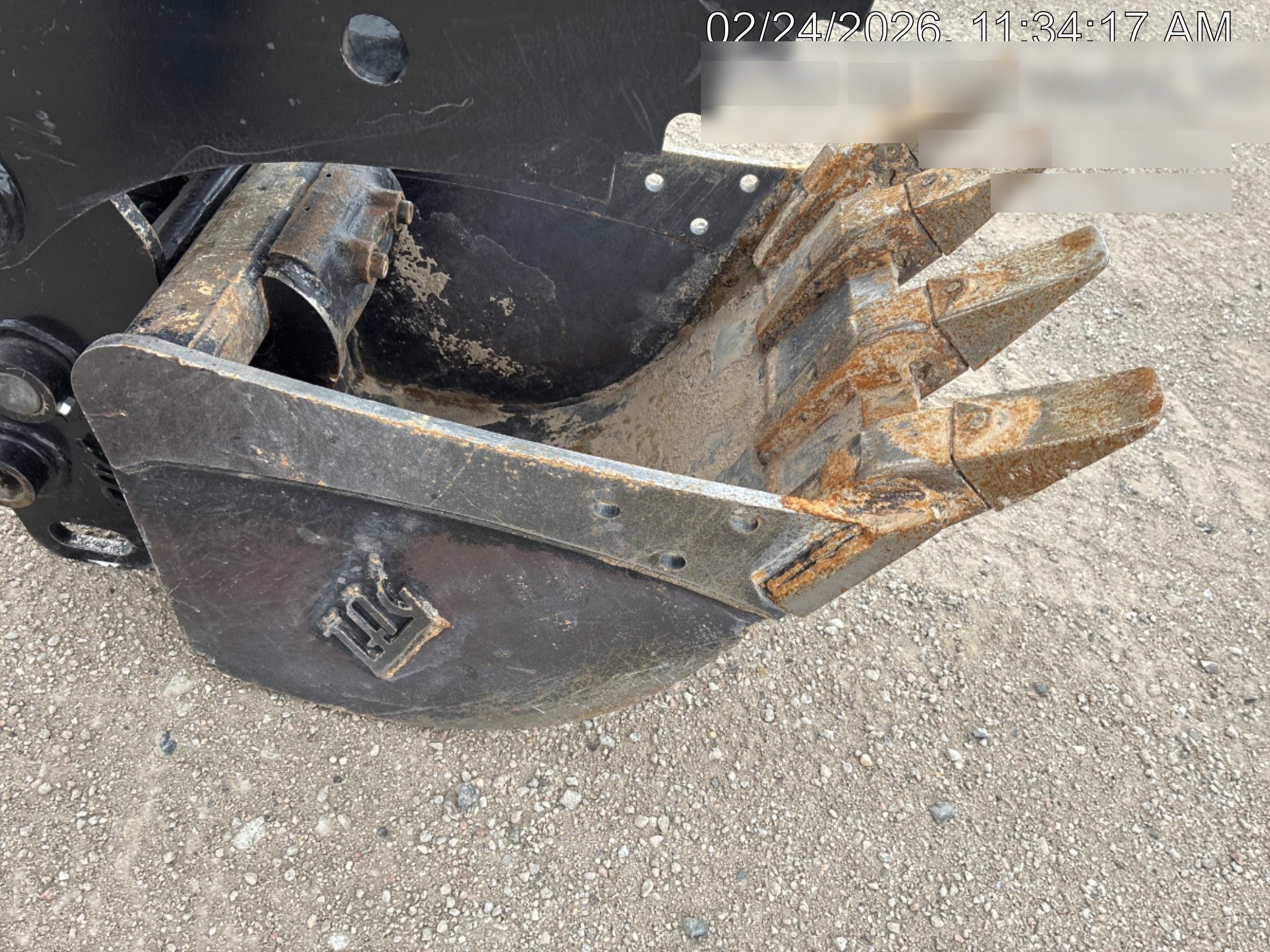 2025 TAKEUCHI 18" HD Bucket - Takeuchi