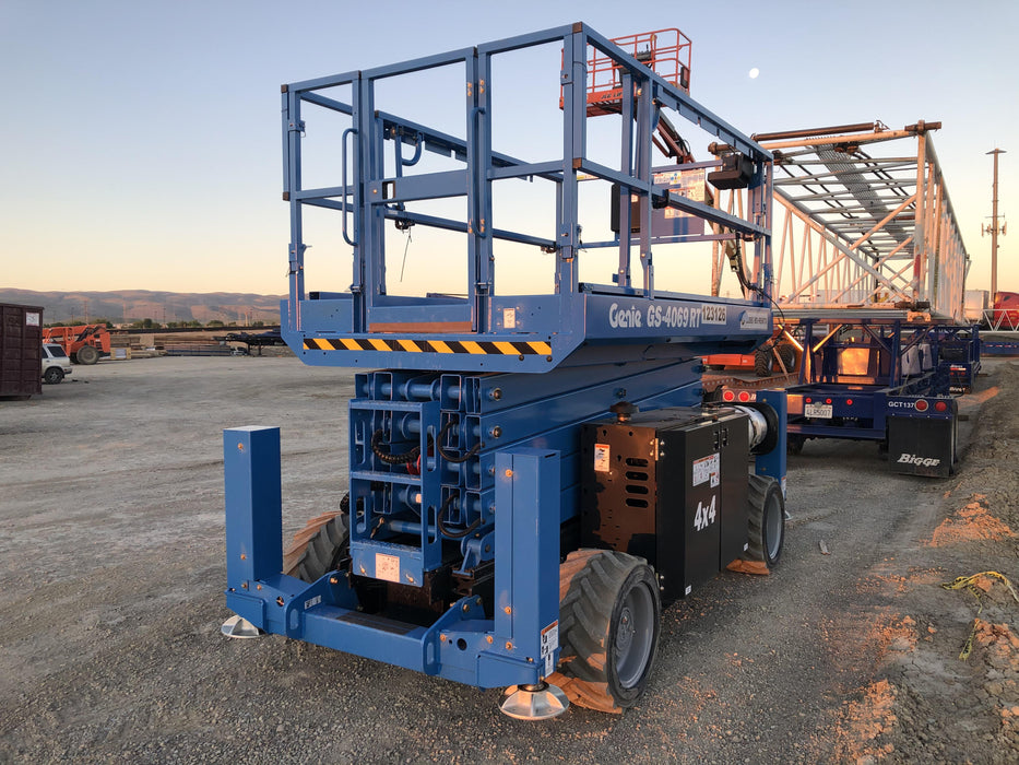2020 GENIE GS-4069 RT