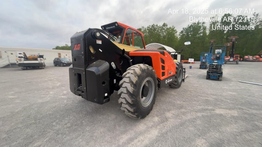2025 JLG 1732