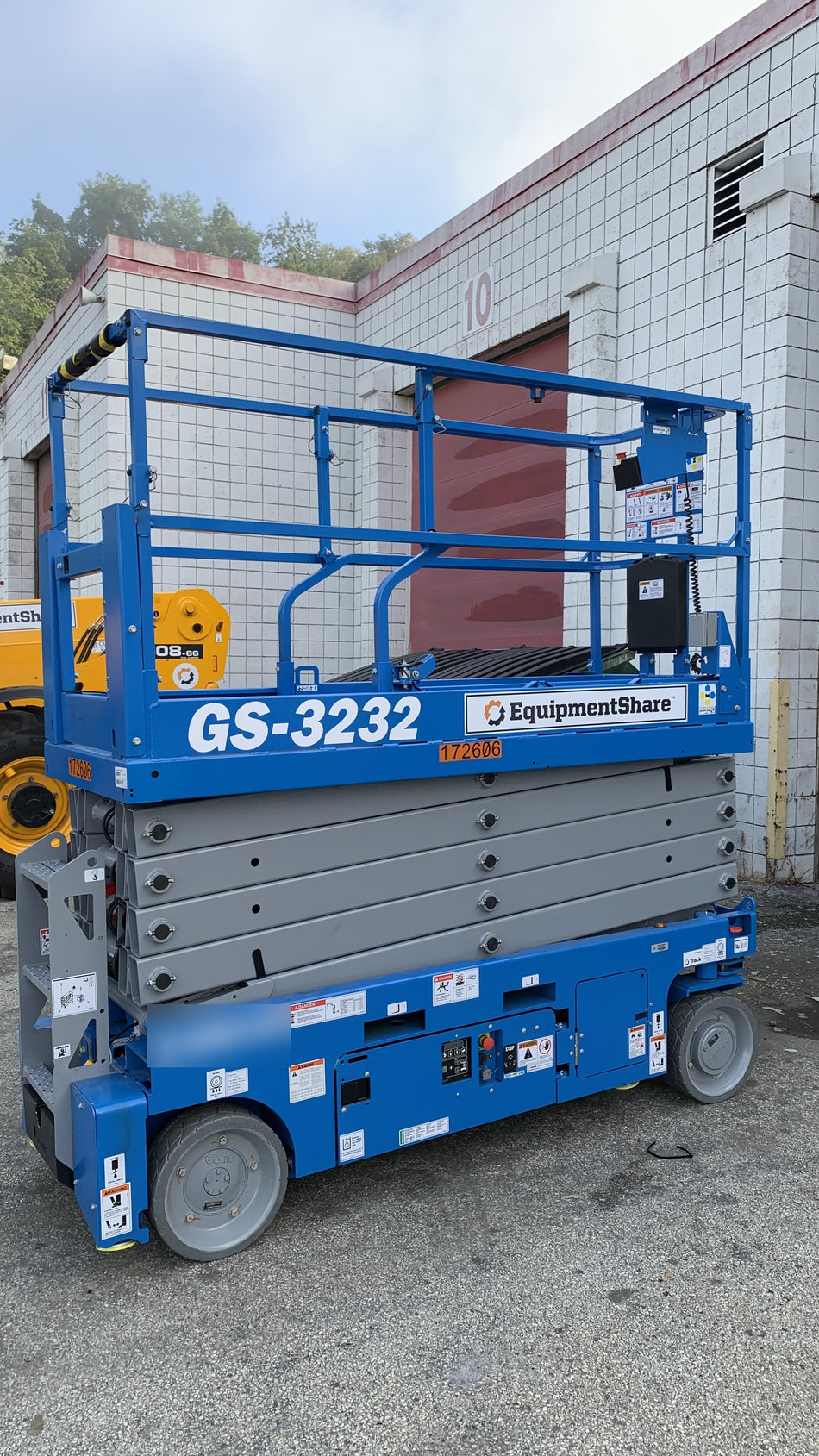 2021 GENIE GS-3232