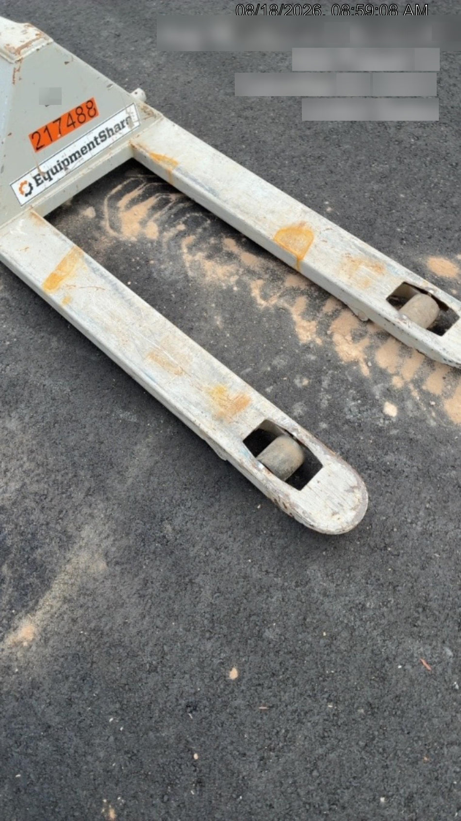 2022 ROUGHNECK 5,500lb Manual Pallet Jack - Roughneck