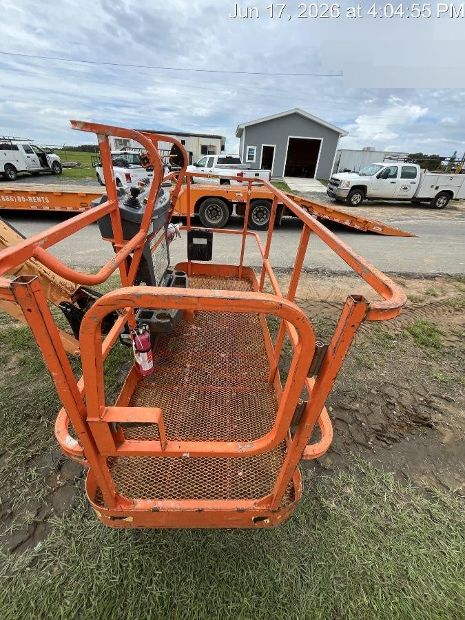2023 JLG 460SJ