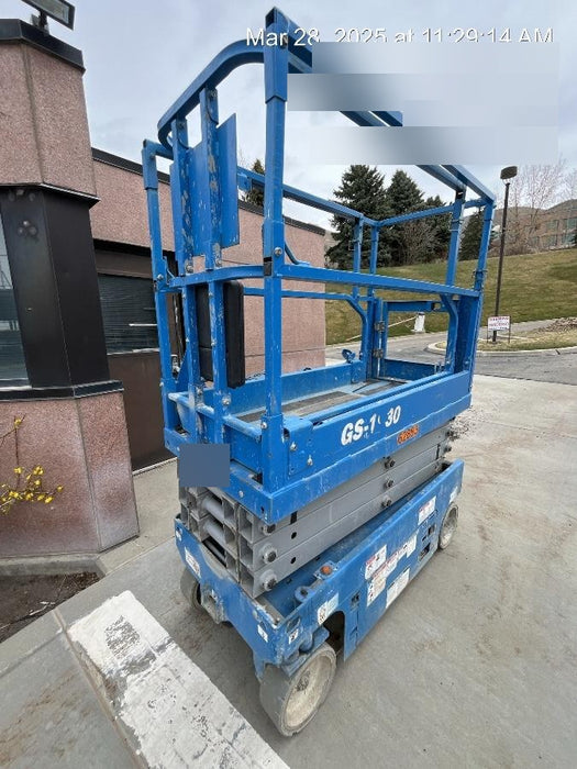 2020 Genie GS-1930 Solid Non Marking Tires, Beacon, Folding rails with half height swing gate