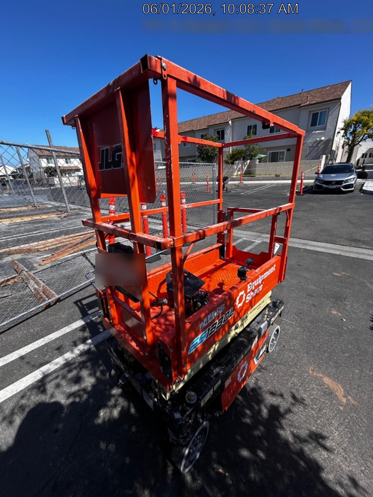 2022 JLG ES1330L