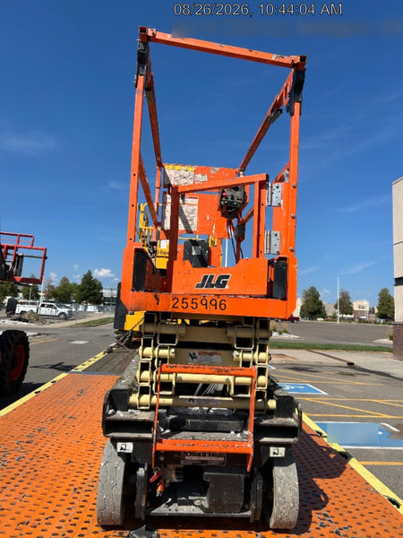 2022 JLG ES1932