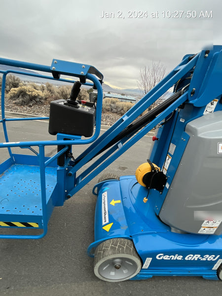 2020 GENIE GR-26J