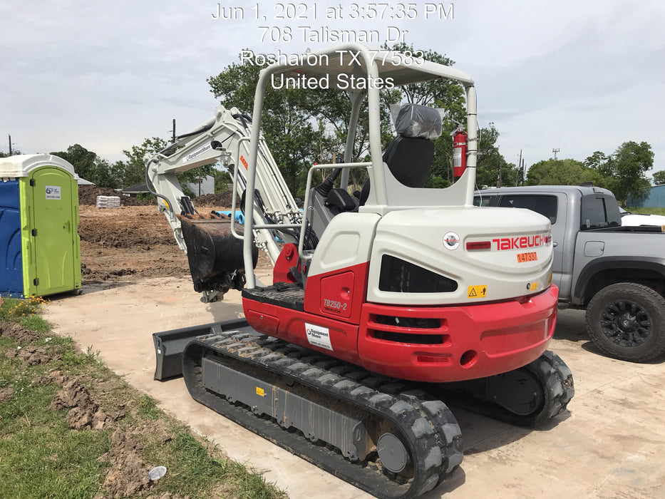2021 TAKEUCHI TB250-2