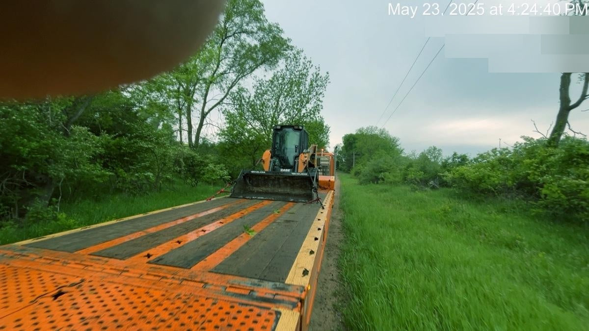 2021 CASE TR270B