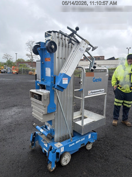 2019 GENIE AWP-30S