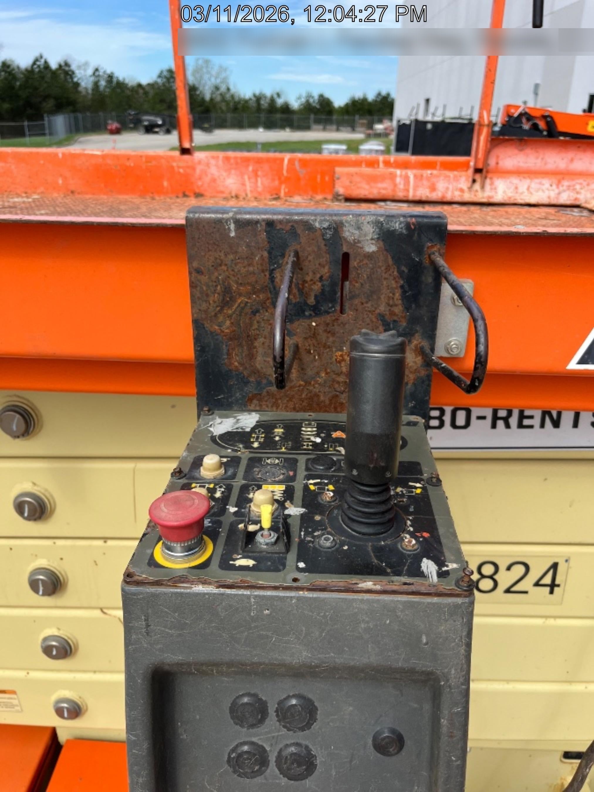 2019 JLG 4069LE Solid Non Marking Tires, Rotating Beacon