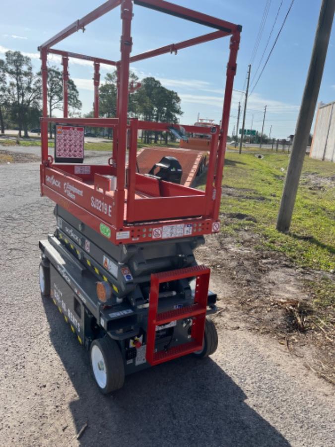 2024 Skyjack SJ3219 Electric Drive, Sld NM Tires, DBcns, RFRails, Power to Platform, T3 + Access Control