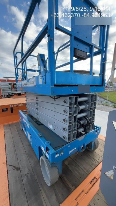 2019 Genie GS-4047 Folding rails with half height swing gate