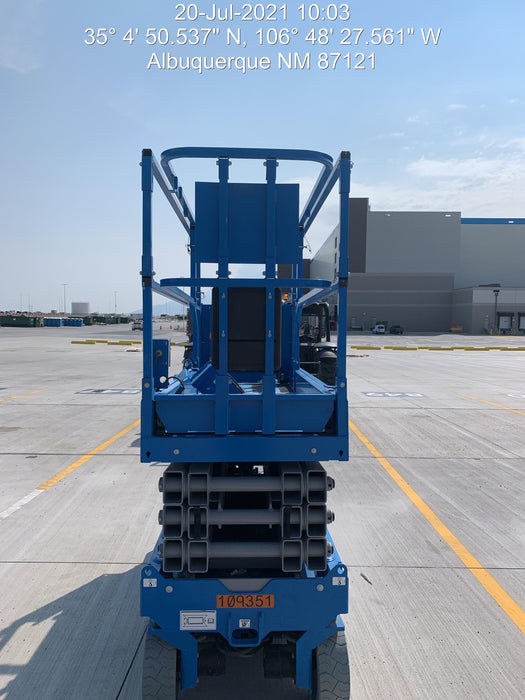 2020 Genie GS-2632 Solid NM Tires, Folding Rails with Half-Height Swing Gate, Beacon