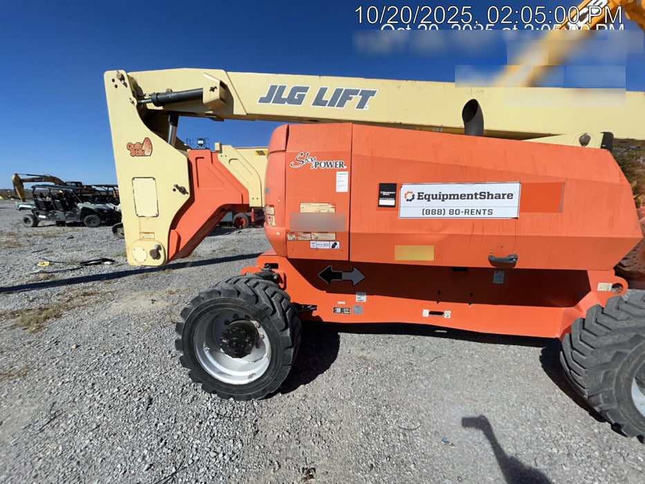 2019 JLG 800AJ
