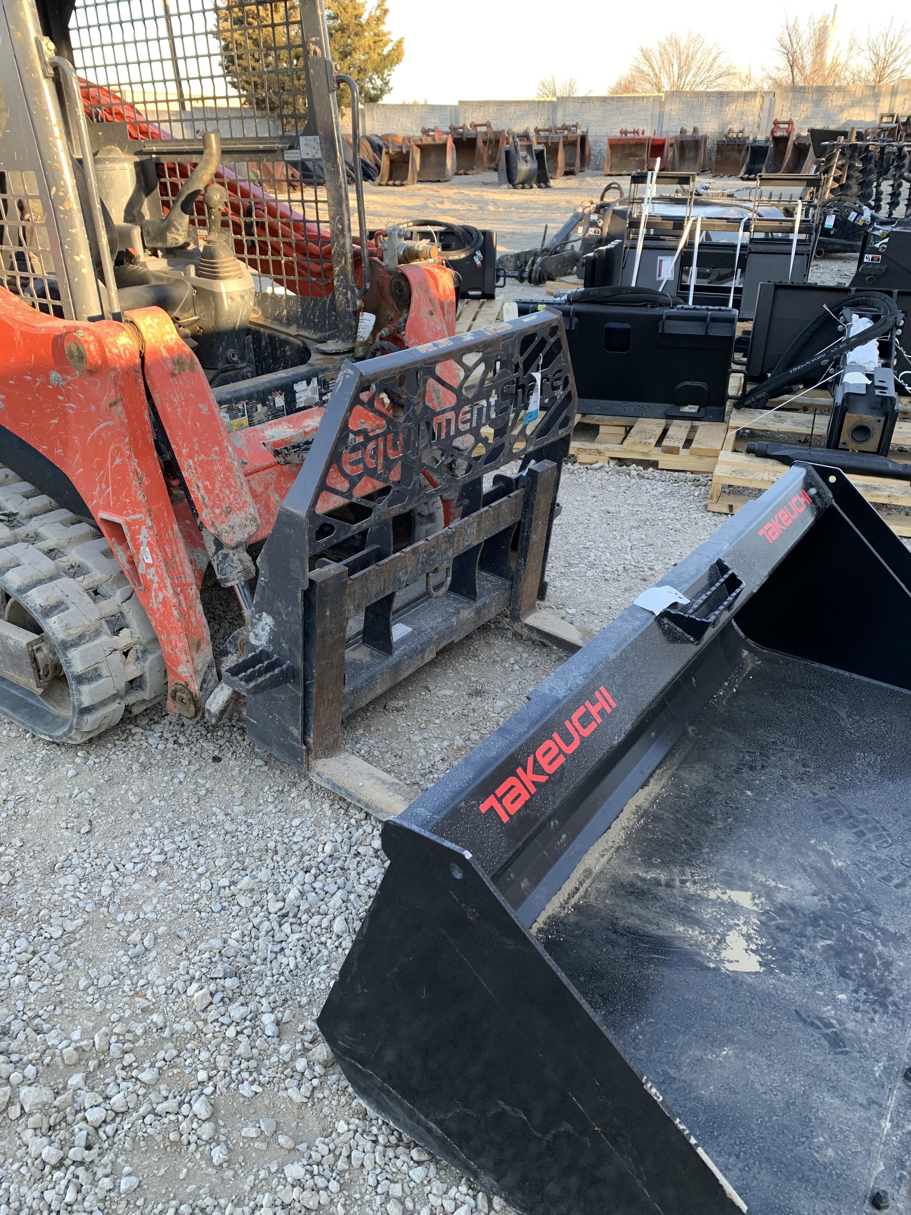 2018 PALADIN 48" Pallet Forks - Paladin