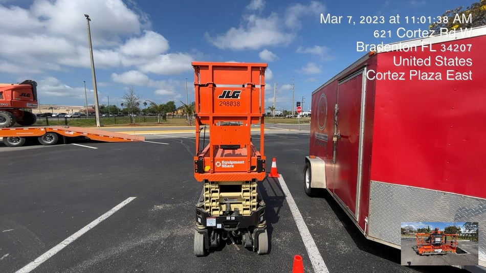 2023 JLG ES1932
