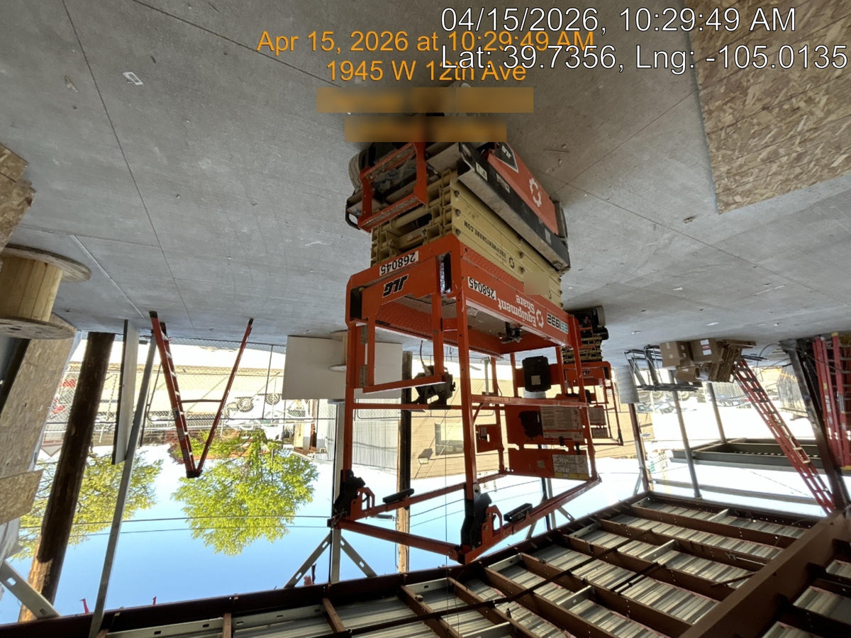 2022 JLG ES1932