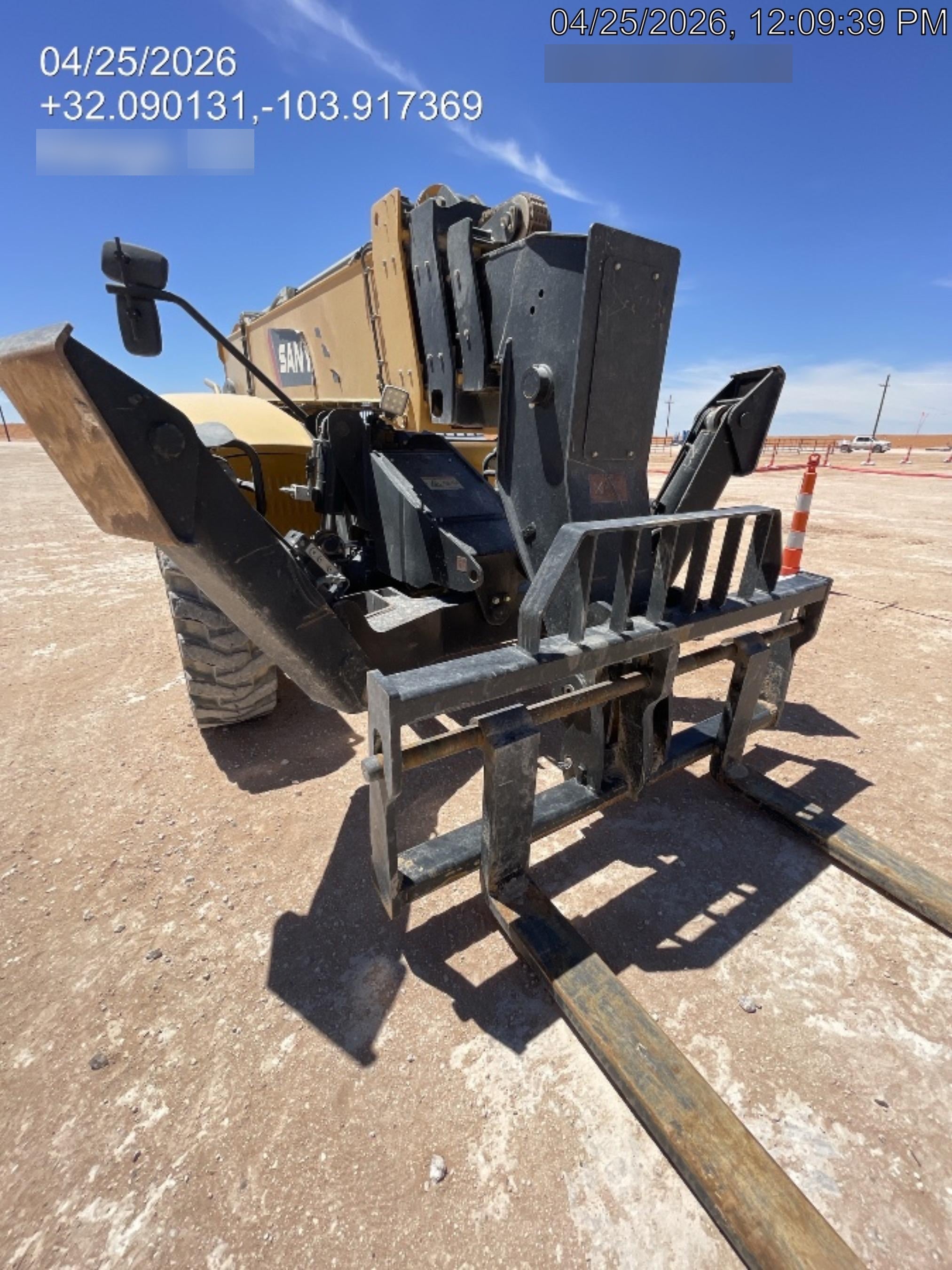 2022 SANY STH1256