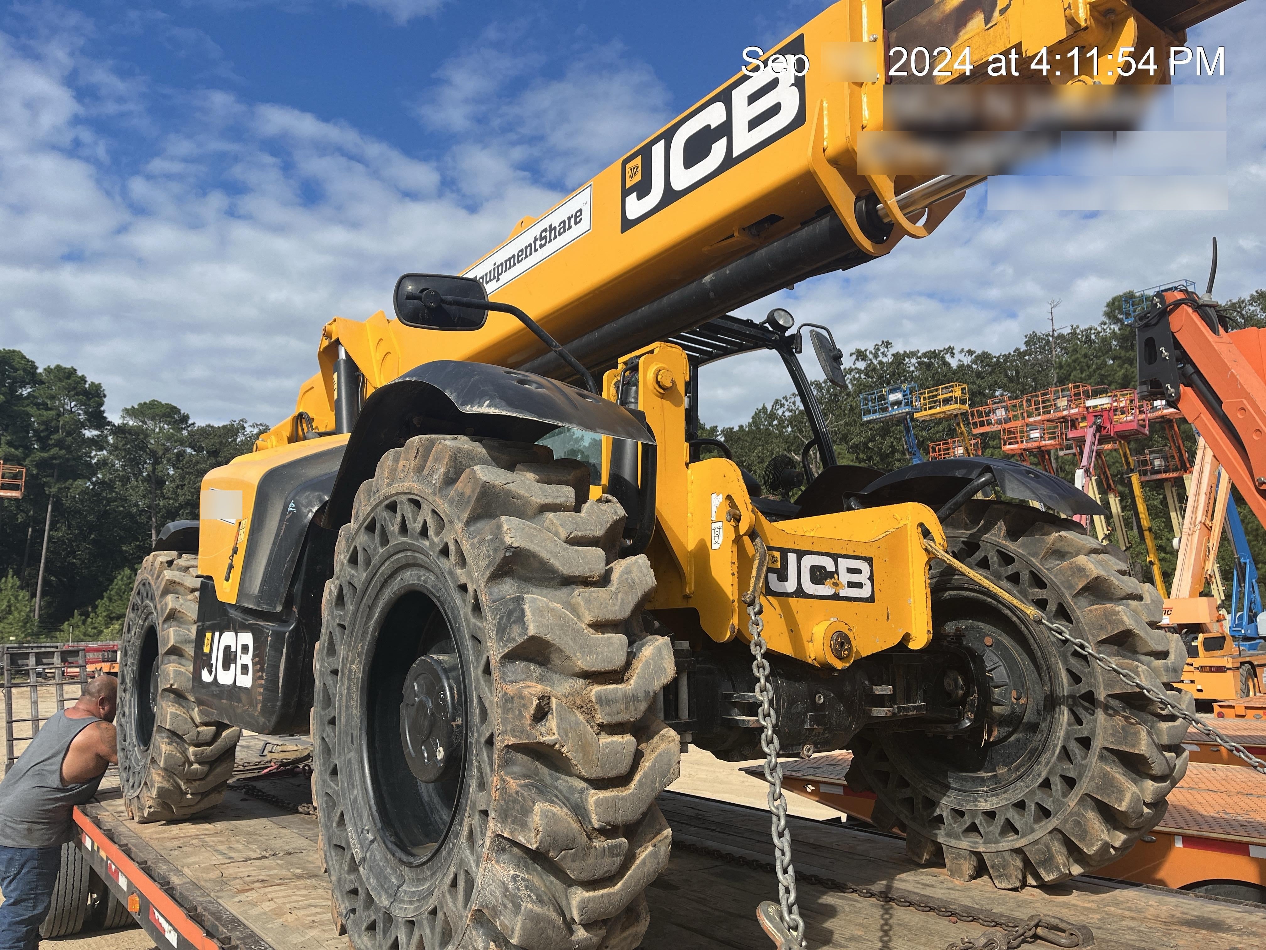 2022 JCB 509-42