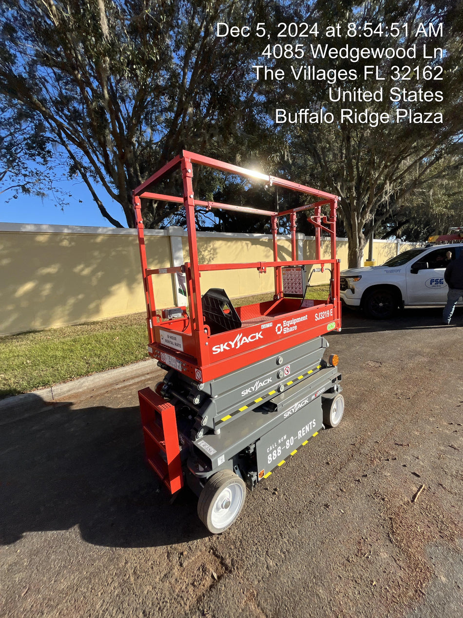2024 Skyjack SJ3219 Electric Drive, Sld NM Tires, DBcns, RFRails, Power to Platform, T3 + Access Control