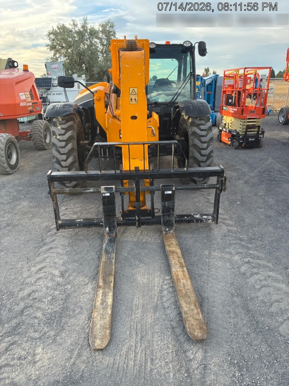 2023 JCB 509-42