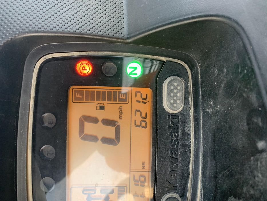 2019 Kawasaki Mule PRO-DXT Movement Alarm, Beacon, Hard Top, ES Track Hardware