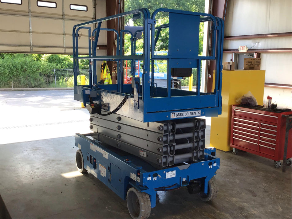 2018 Genie GS-3246 GS-3246 w/Folding rails, Full height swing gate