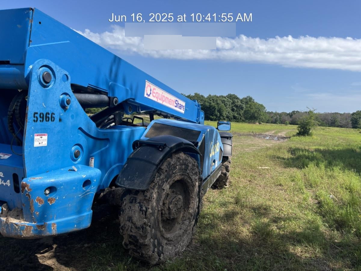 2017 Genie GTH-844 Genie GTH-844, Solid Tires, 60" carriage/forks, Open ROPS, Work Lights