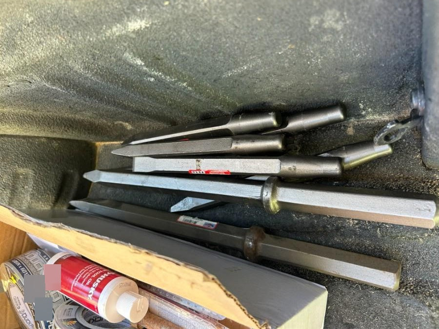 2021 AMERICAN PNEUMATIC TOOL D-handle rivet Buster