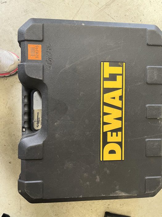 2023 DEWALT DWE1622K