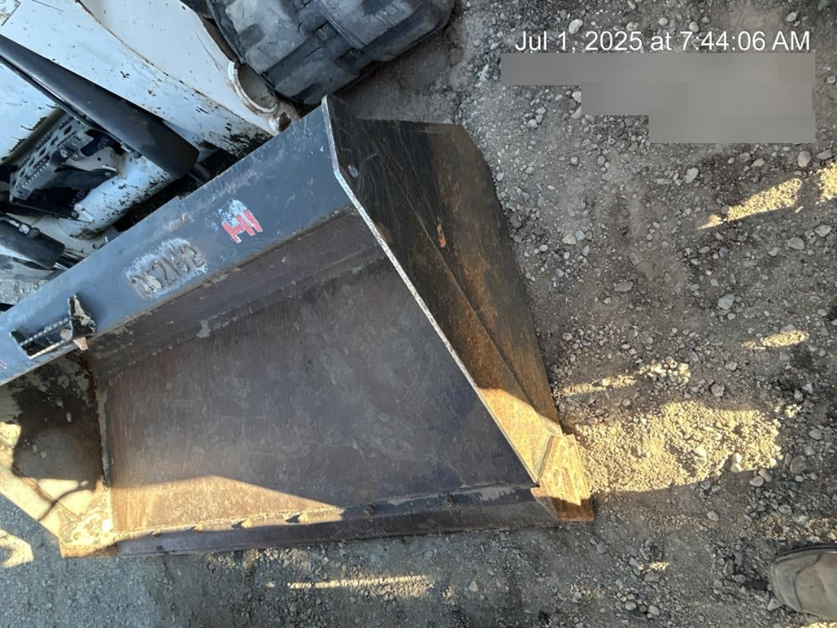 2023 VIRNIG 76" Smooth Bucket - Virnig