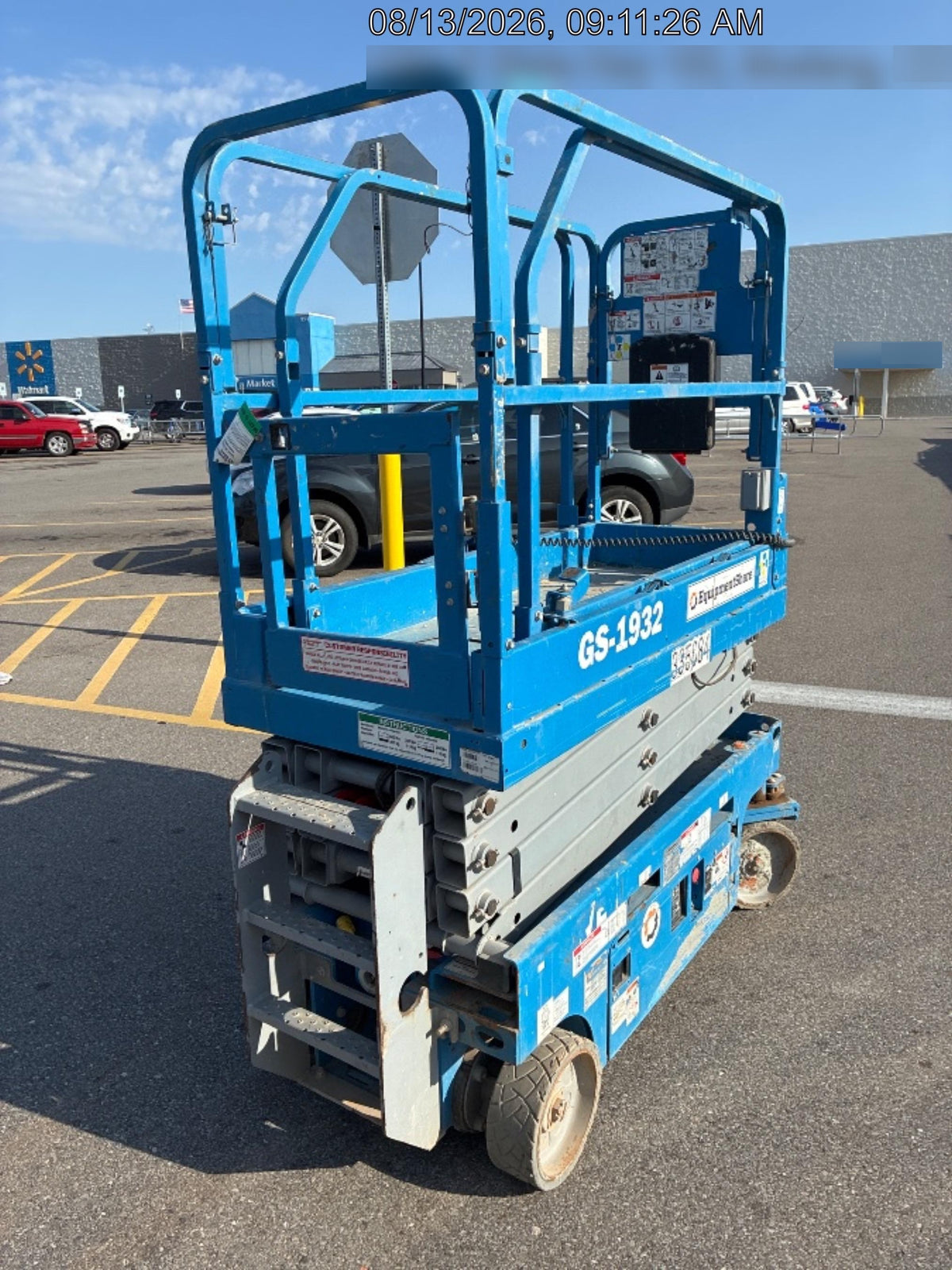 2023 GENIE GS-1932
