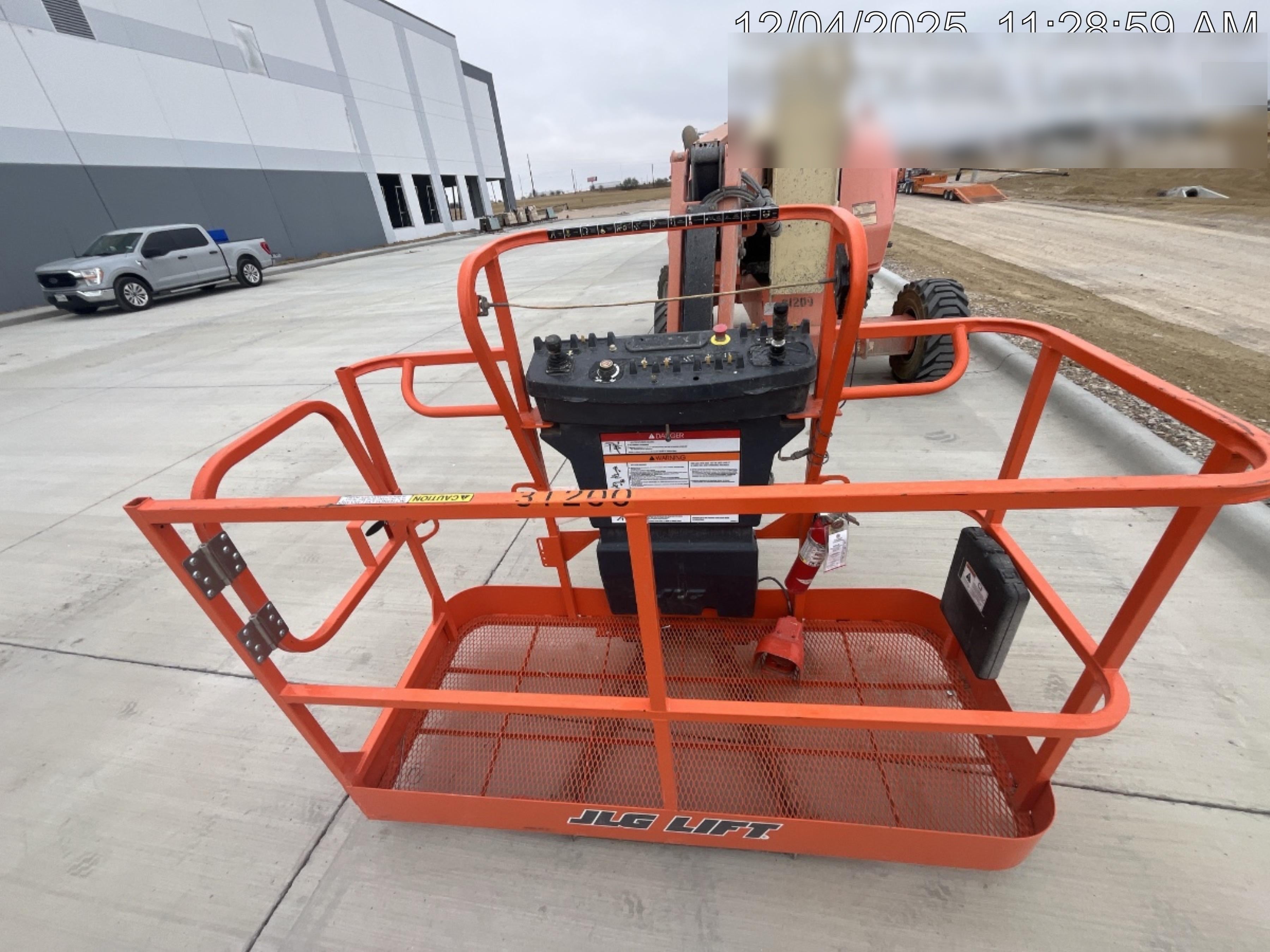 2019 JLG 450AJ
