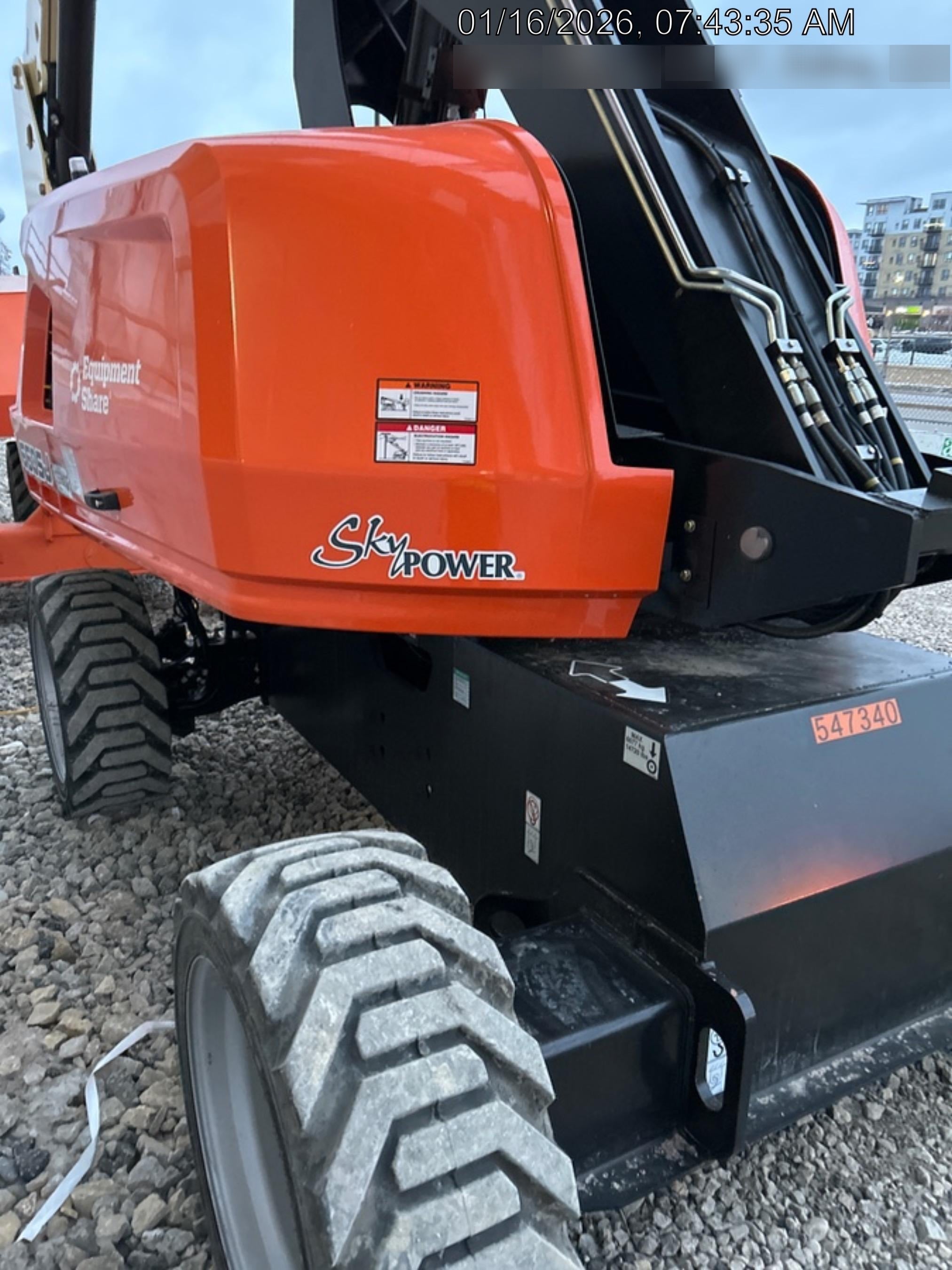 2025 JLG 660SJ