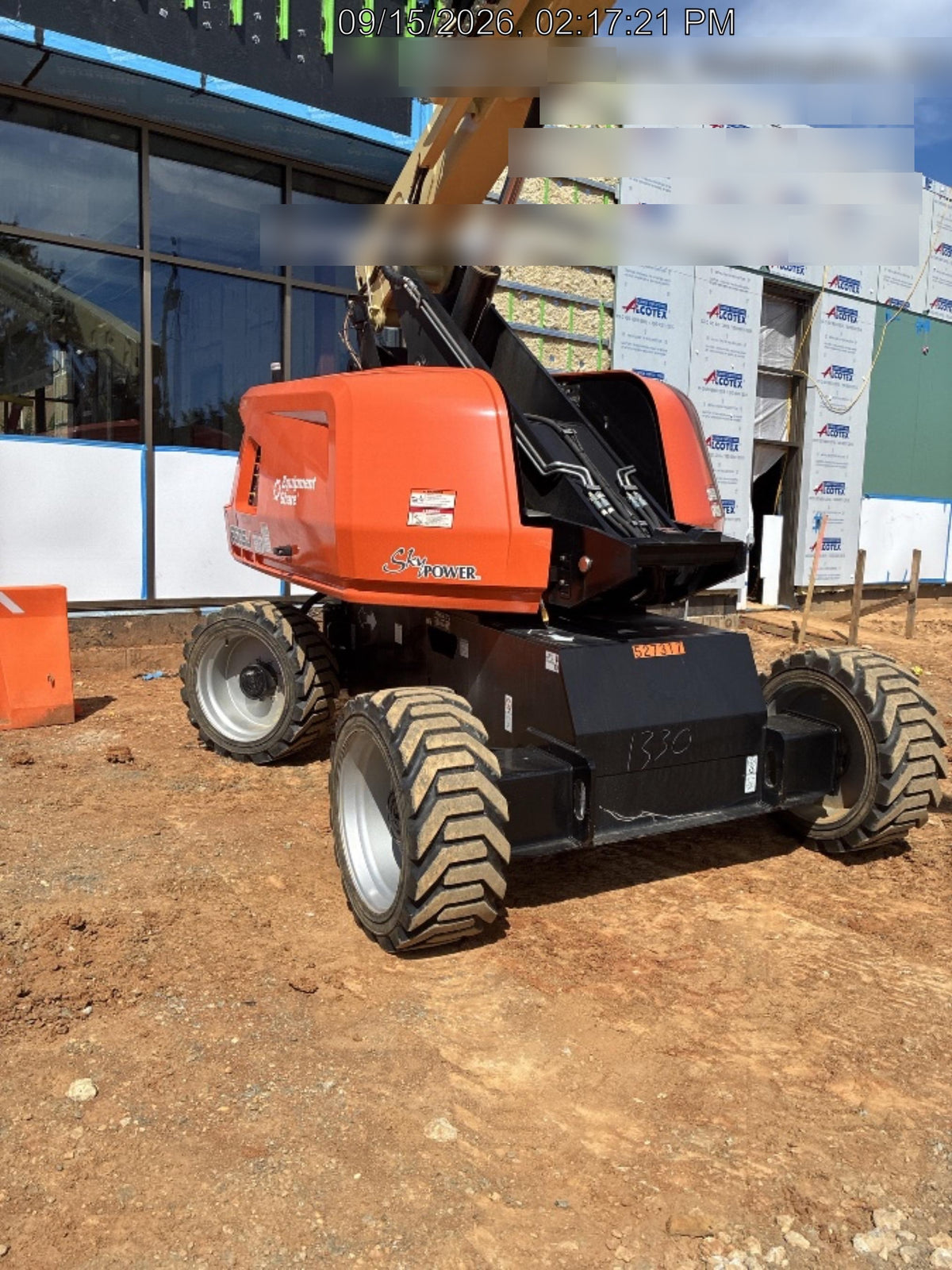 2025 JLG 660SJ