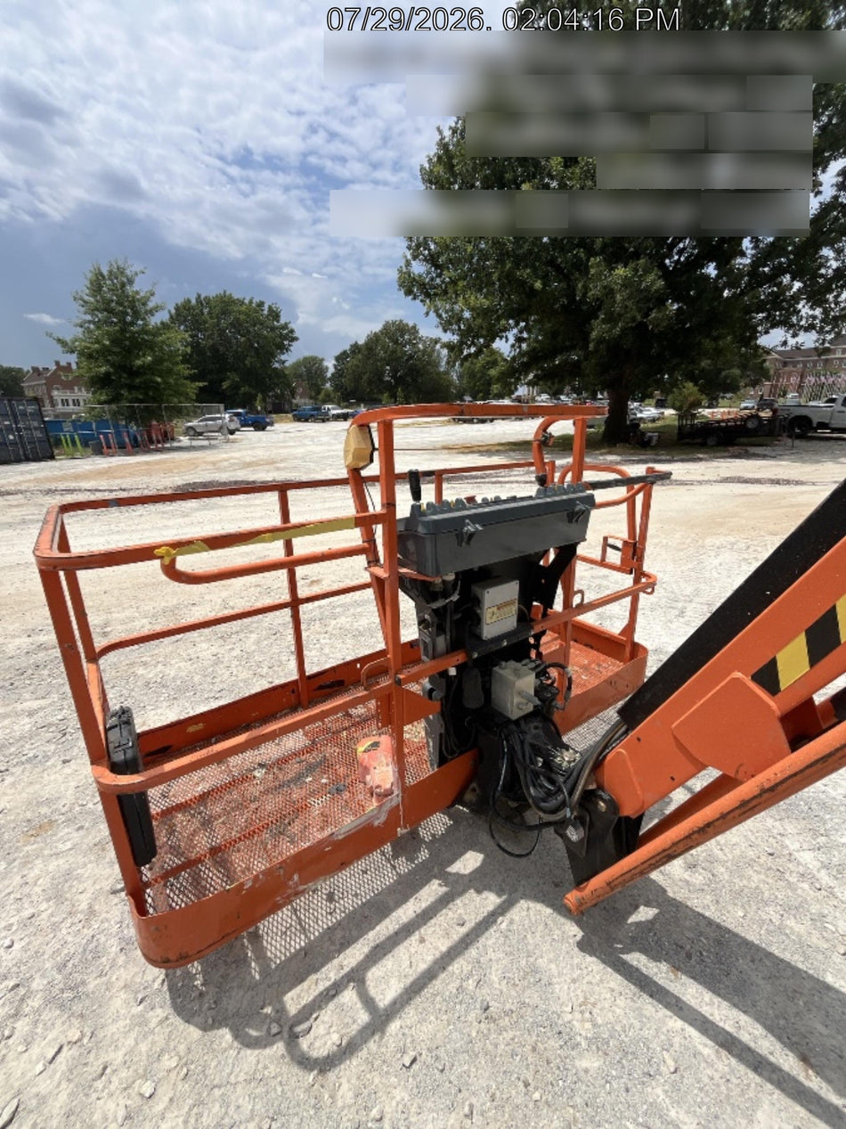 2019 JLG 860SJ
