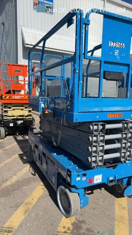2021 GENIE GS-3246