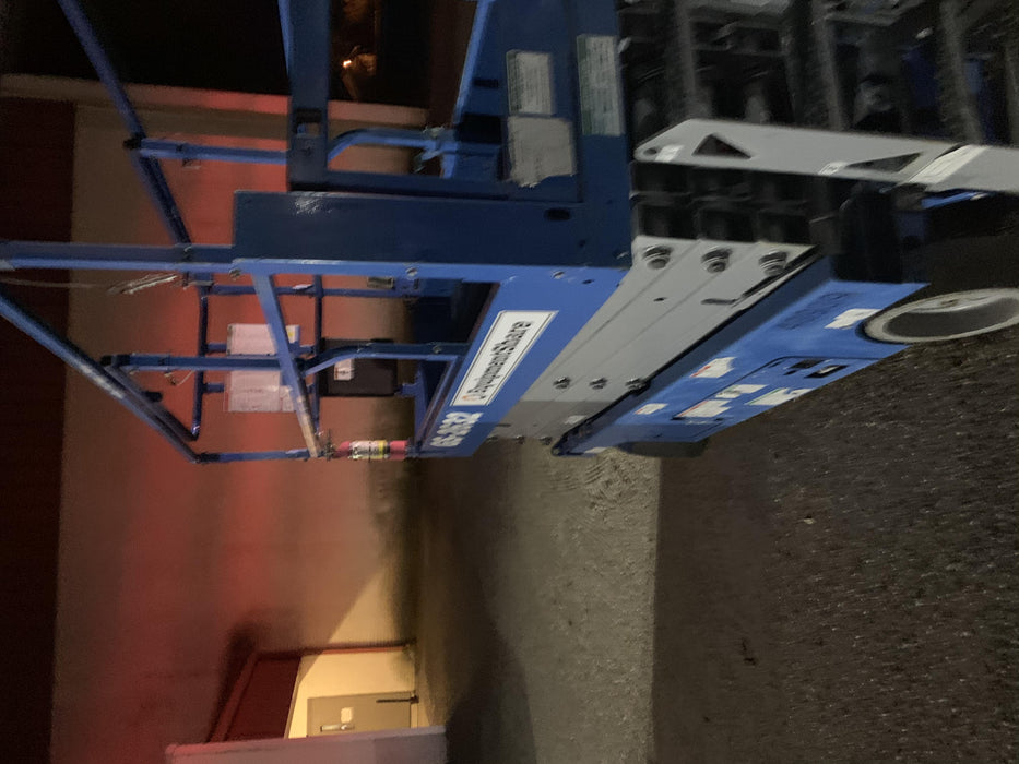2019 Genie GS-2632 Folding rails with half height swing gate