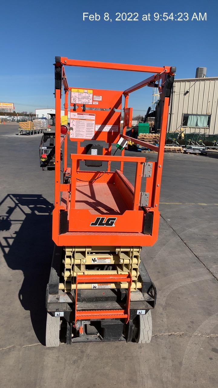 2022 JLG ES1932