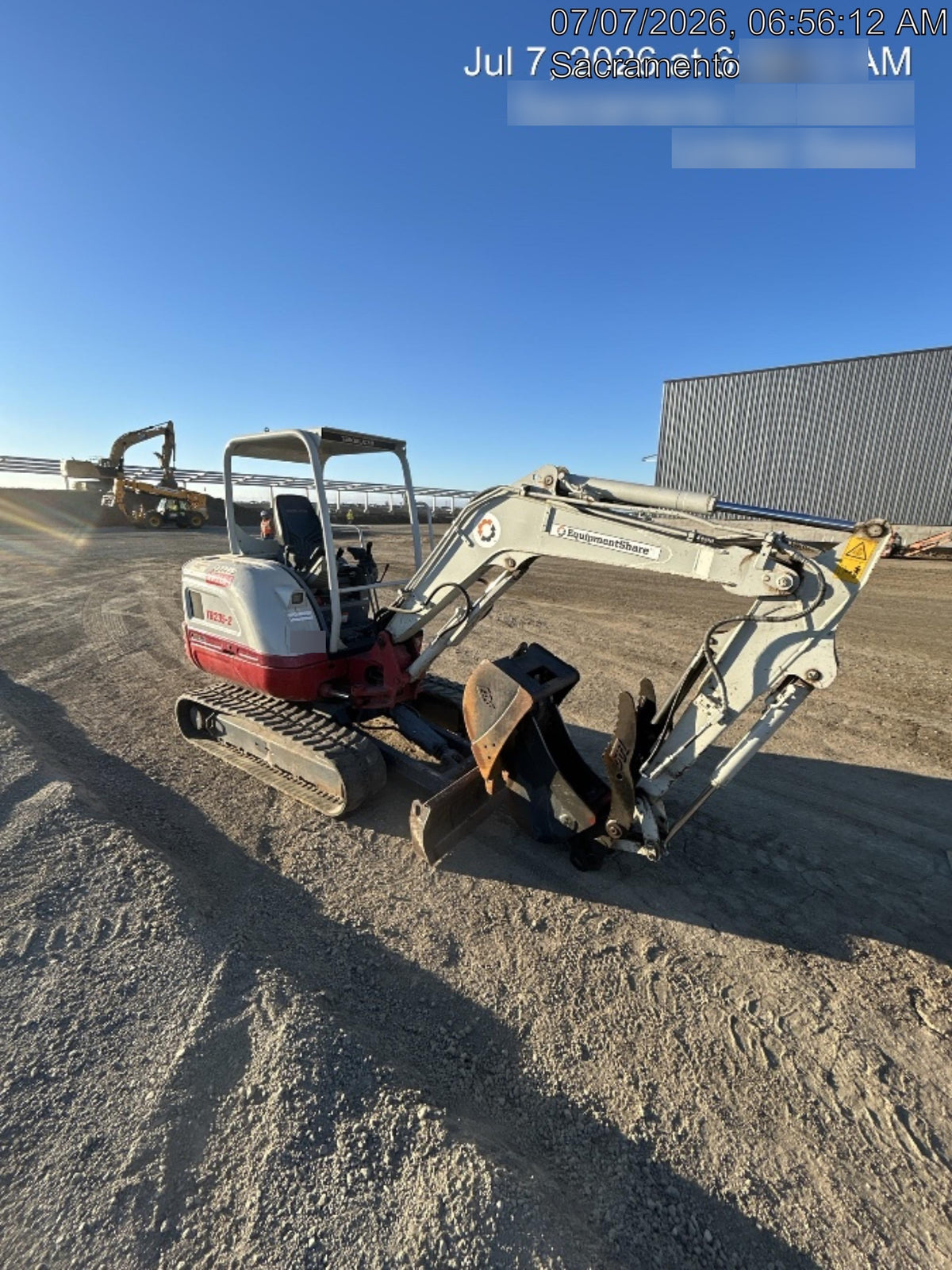2022 TAKEUCHI TB235-2R