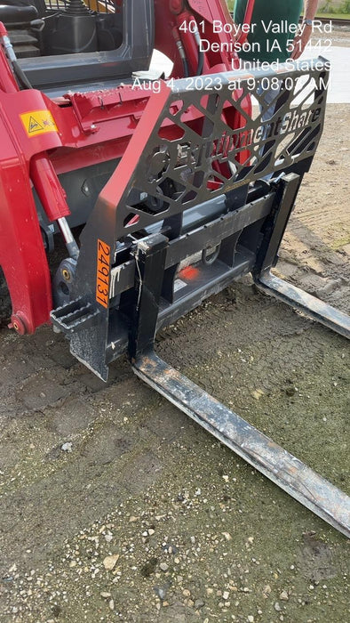 2022 PALADIN 48" Pallet Forks - Paladin