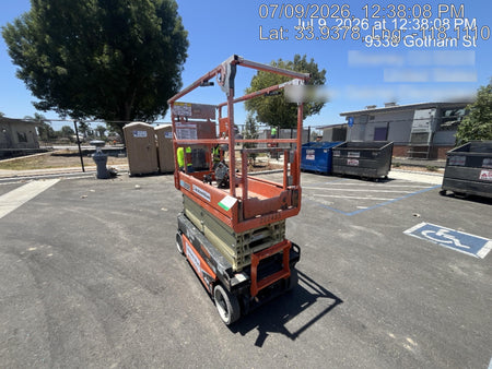 2022 JLG ES1932