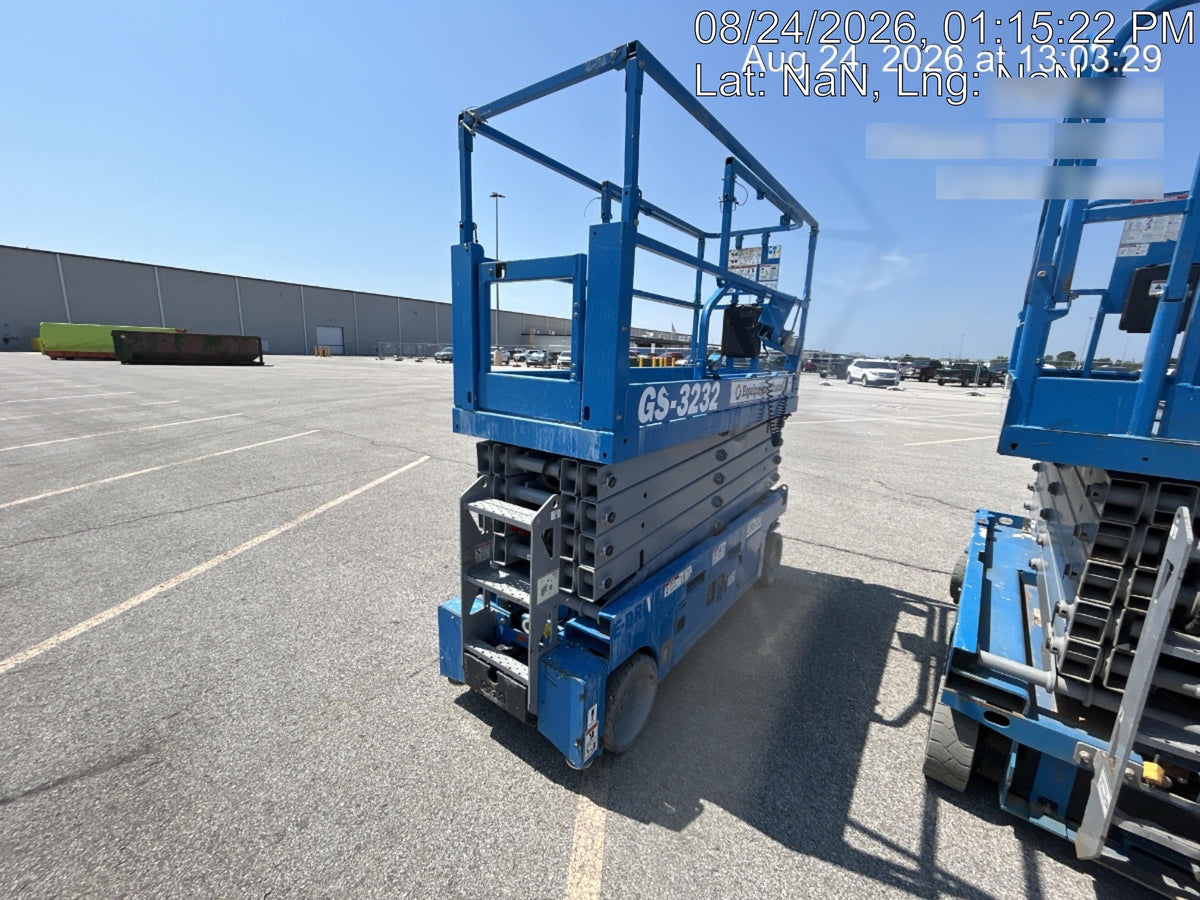 2022 GENIE GS-3232