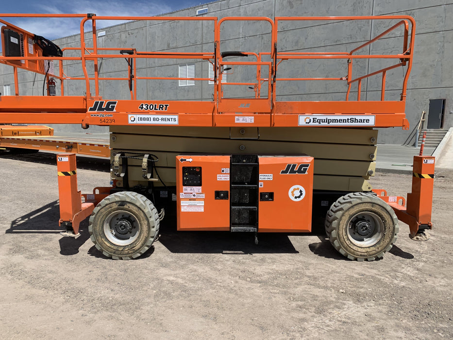 2020 JLG 430LRT